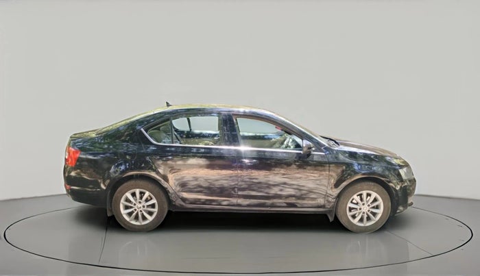 2017 Skoda Octavia 2.0 TDI CR STYLE PLUS AT, Diesel, Automatic, 72,030 km, exterior