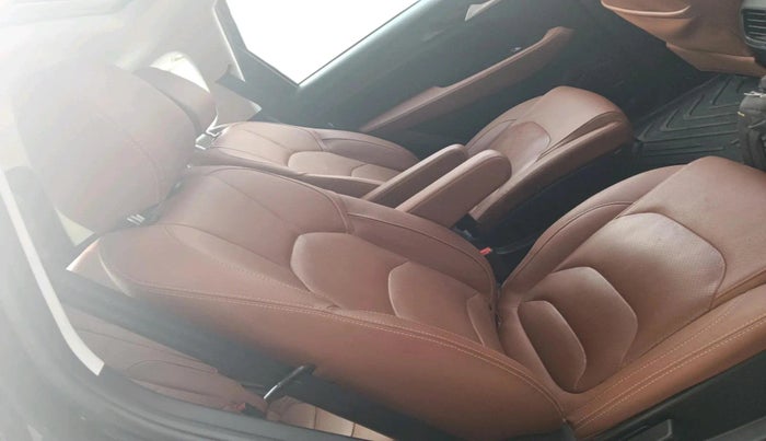 2021 MG HECTOR PLUS SHARP 1.5 PETROL TURBO HYBRID MT 6-STR, Petrol, Manual, 21,920 km, interior