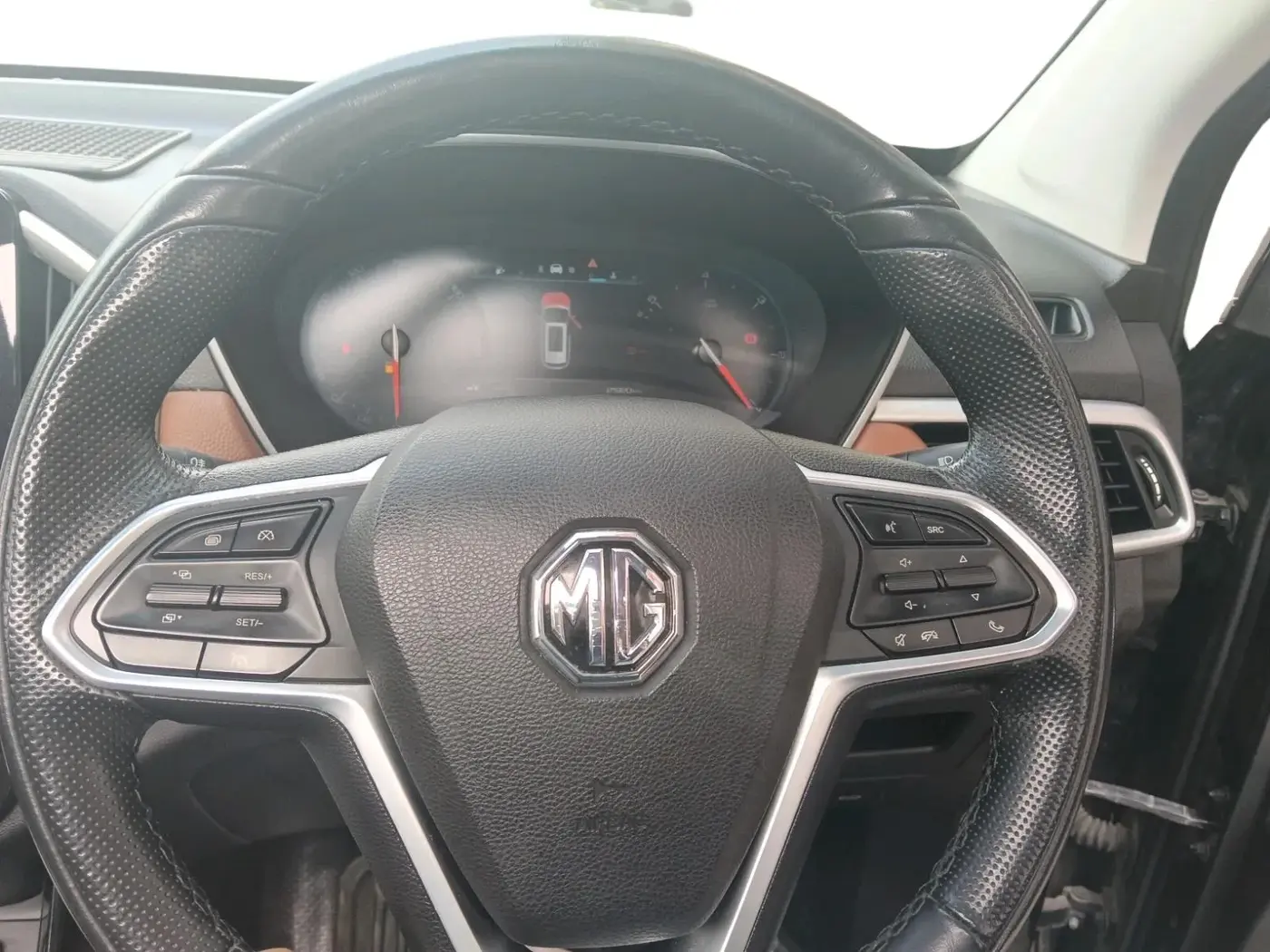 2021 MG HECTOR PLUS SHARP 1.5 PETROL TURBO HYBRID MT 6-STR, Petrol, Manual, 21,920 km, interior