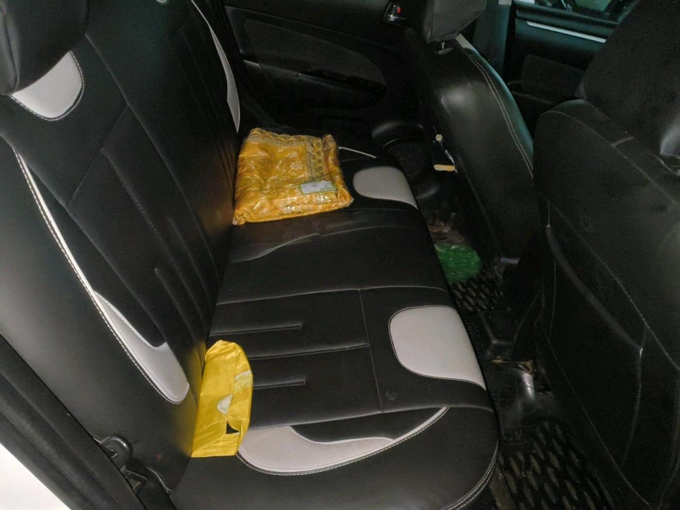 2012 Maruti Swift VDI, Diesel, Manual, 2,19,747 km, interior