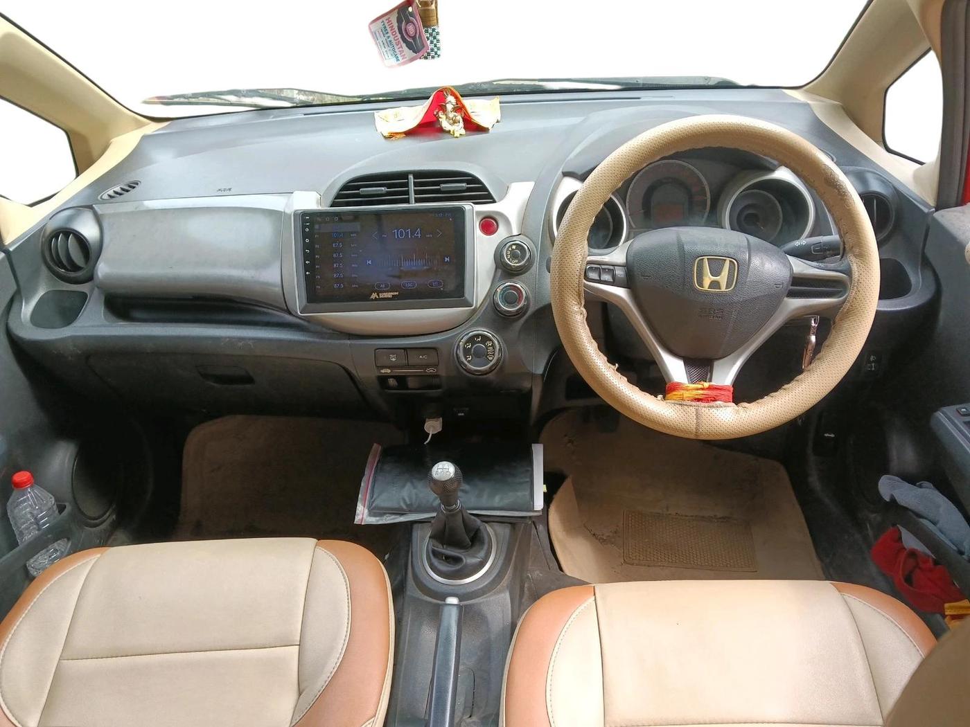 2011 Honda Jazz 1.2L I-VTEC SELECT, Petrol, Manual, 85,705 km, interior