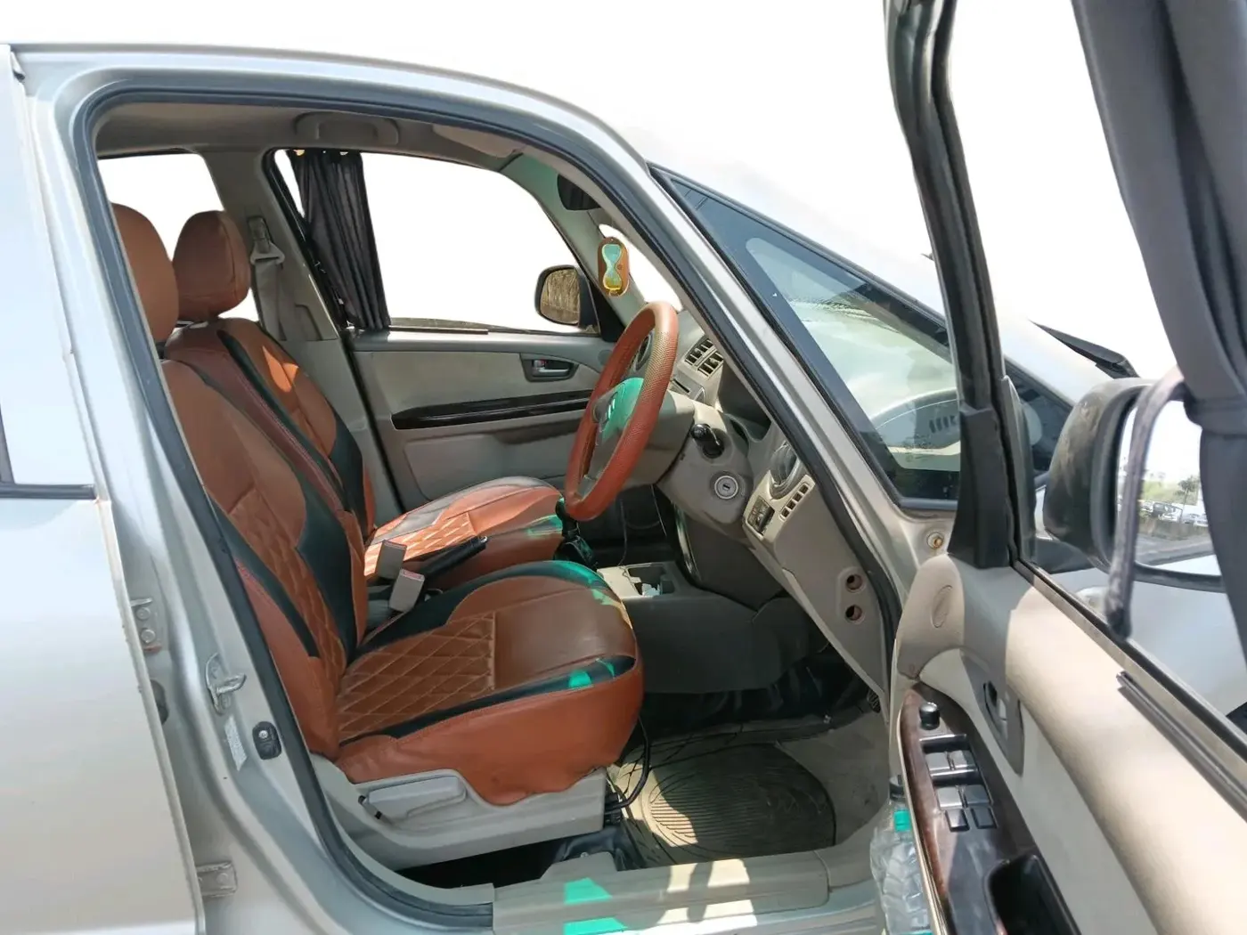 2010 Maruti SX4 VXI, CNG, Manual, 54,278 km, interior
