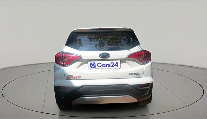 2020 Mahindra XUV300 W8 1.5 DIESEL, Diesel, Manual, 1,07,679 km, exterior