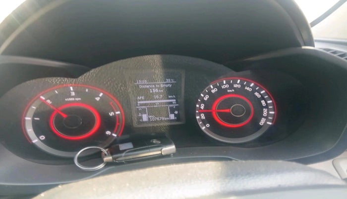 2020 Mahindra XUV300 W8 1.5 DIESEL, Diesel, Manual, 1,07,679 km, interior