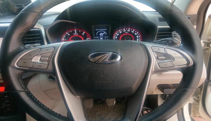 2020 Mahindra XUV300 W8 1.5 DIESEL, Diesel, Manual, 1,07,679 km, interior