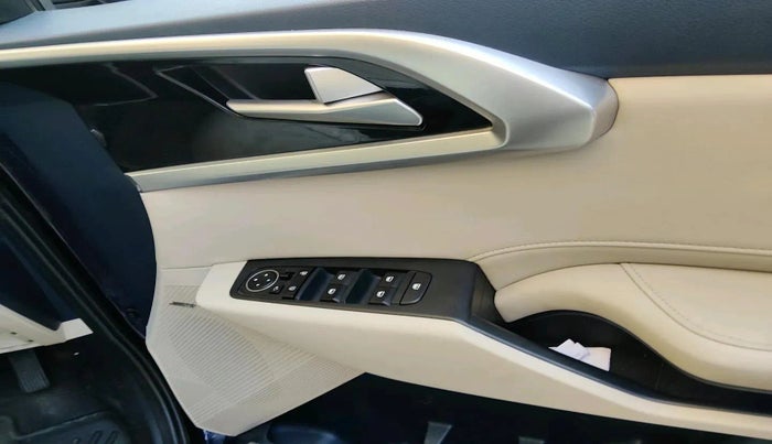 2022 KIA CARENS LUXURY PLUS 1.4 PETROL DCT 6 STR, Petrol, Automatic, 14,300 km, interior