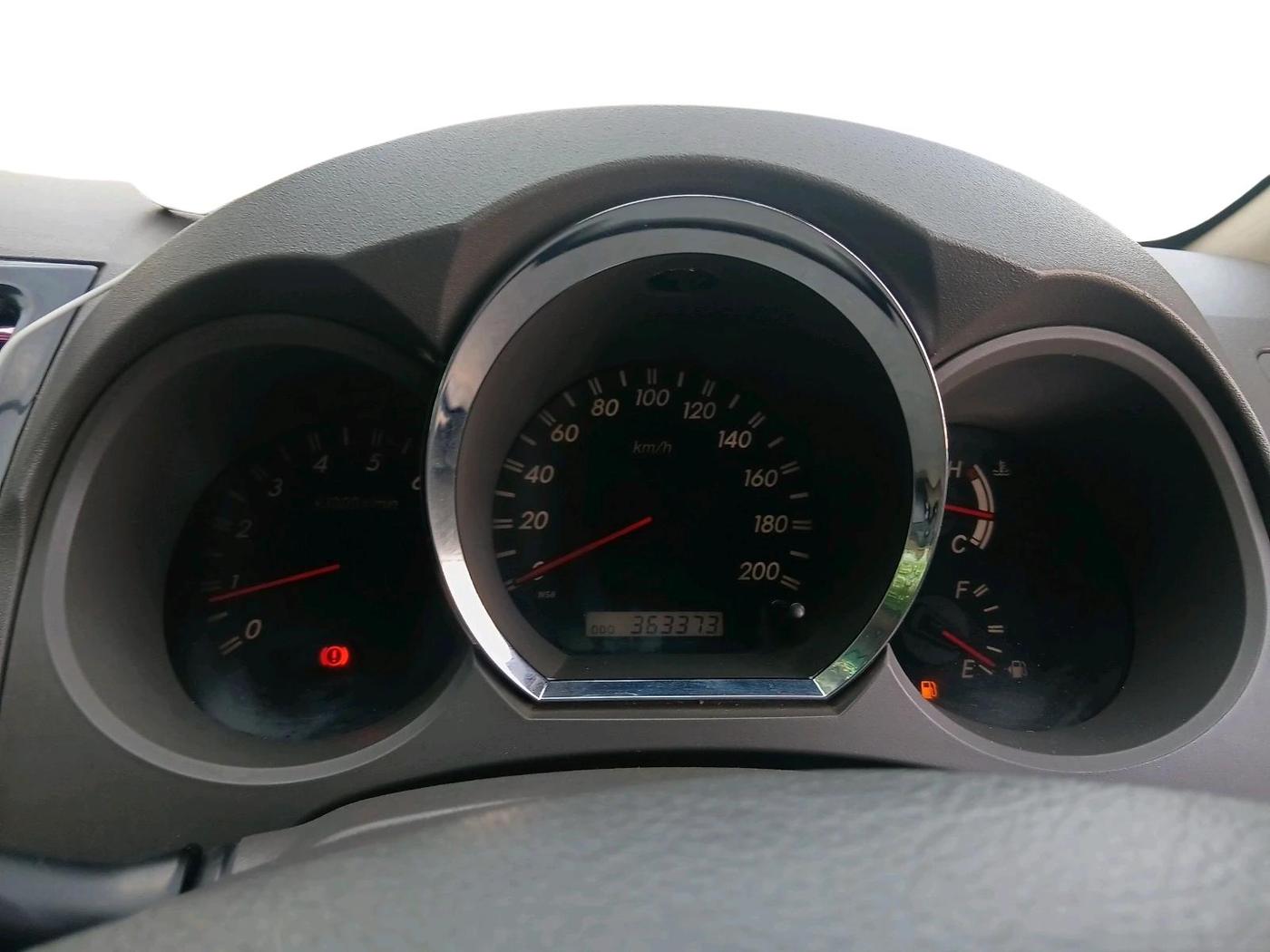 2011 Toyota Fortuner 3.0 4X4 MT, Diesel, Manual, 3,63,373 km, interior