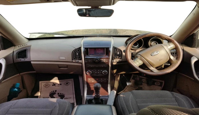 2012 Mahindra XUV500 W8, Diesel, Manual, 1,36,315 km, interior