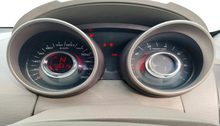 2012 Mahindra XUV500 W8, Diesel, Manual, 1,36,315 km, interior