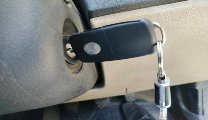 2012 Volkswagen Polo HIGHLINE DIESEL, Diesel, Manual, 2,10,200 km, interior