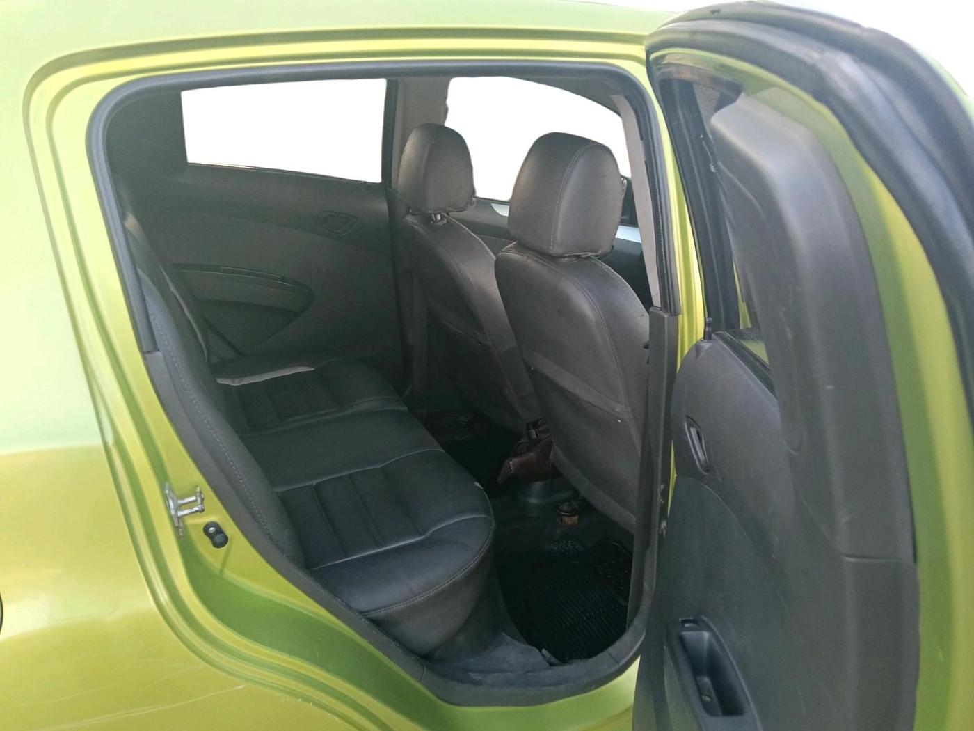 2015 Chevrolet Beat LT DIESEL, Diesel, Manual, 1,30,759 km, interior