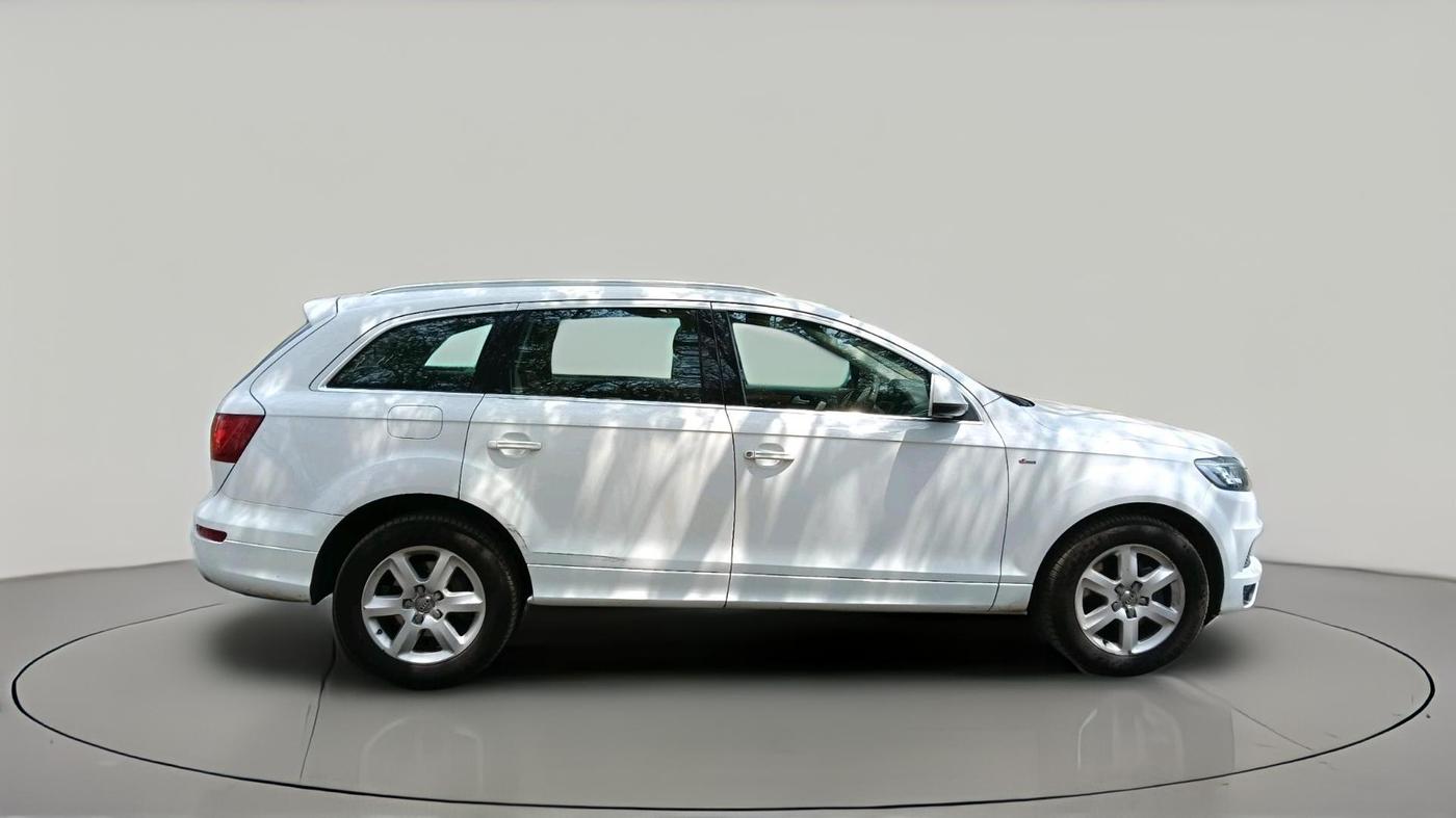 2014 Audi Q7 3.0 TDI QUATTRO, Diesel, Automatic, 2,67,795 km, exterior