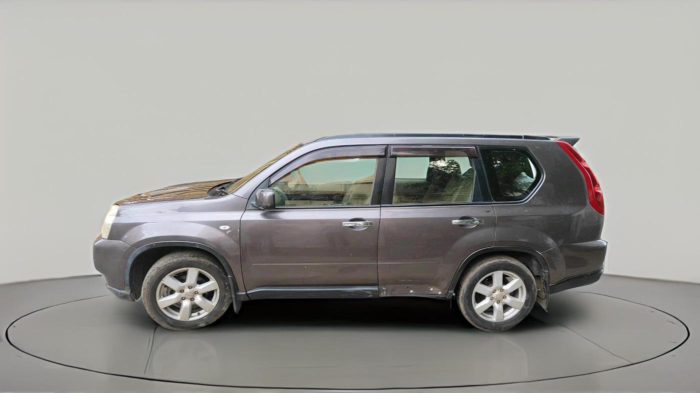 2011 Nissan X Trail SLX AT, Diesel, Automatic, 84,782 km, exterior