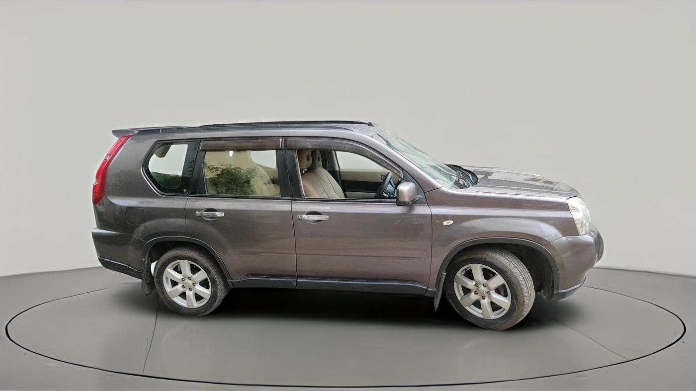 2011 Nissan X Trail SLX AT, Diesel, Automatic, 84,782 km, exterior