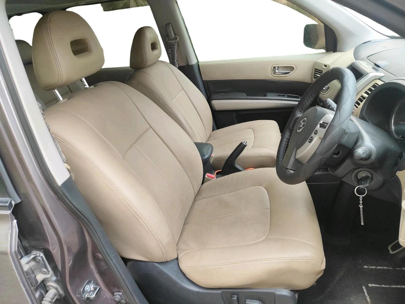 2011 Nissan X Trail SLX AT, Diesel, Automatic, 84,782 km, interior