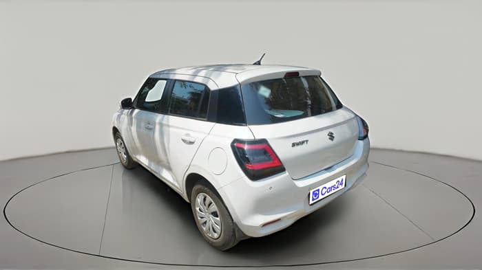 2026 Maruti Swift VXi (O) CNG, CNG, Manual, 2,847 km, exterior