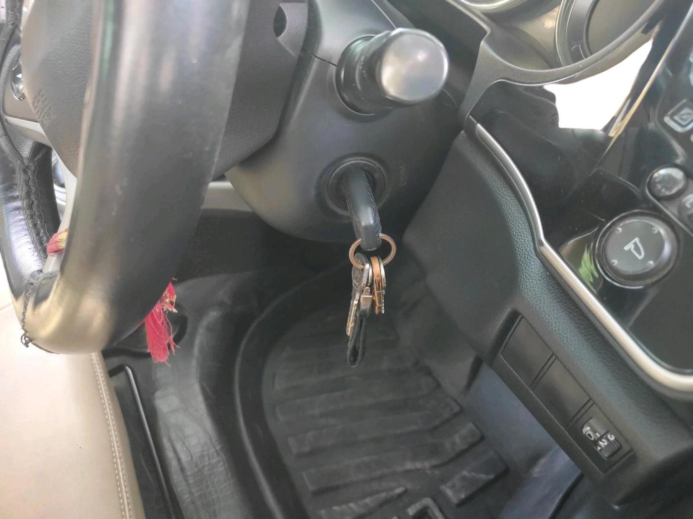 2016 Honda City 1.5L I-DTEC V, Diesel, Manual, 1,46,613 km, interior