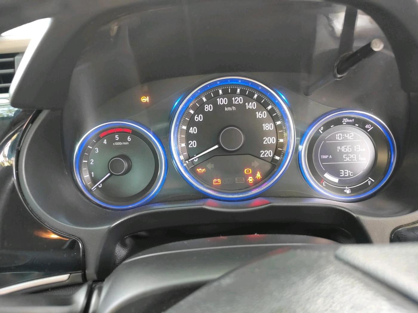 2016 Honda City 1.5L I-DTEC V, Diesel, Manual, 1,46,613 km, interior