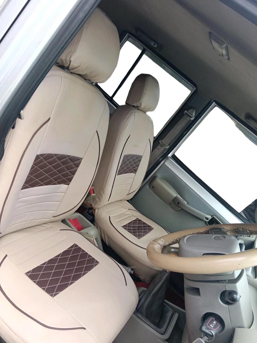 2016 Mahindra Bolero SLE BS IV, Diesel, Manual, 1,39,474 km, interior