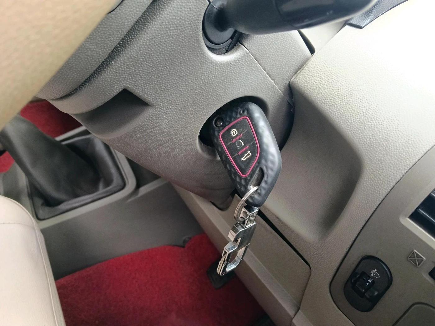 2016 Mahindra Bolero SLE BS IV, Diesel, Manual, 1,39,474 km, interior