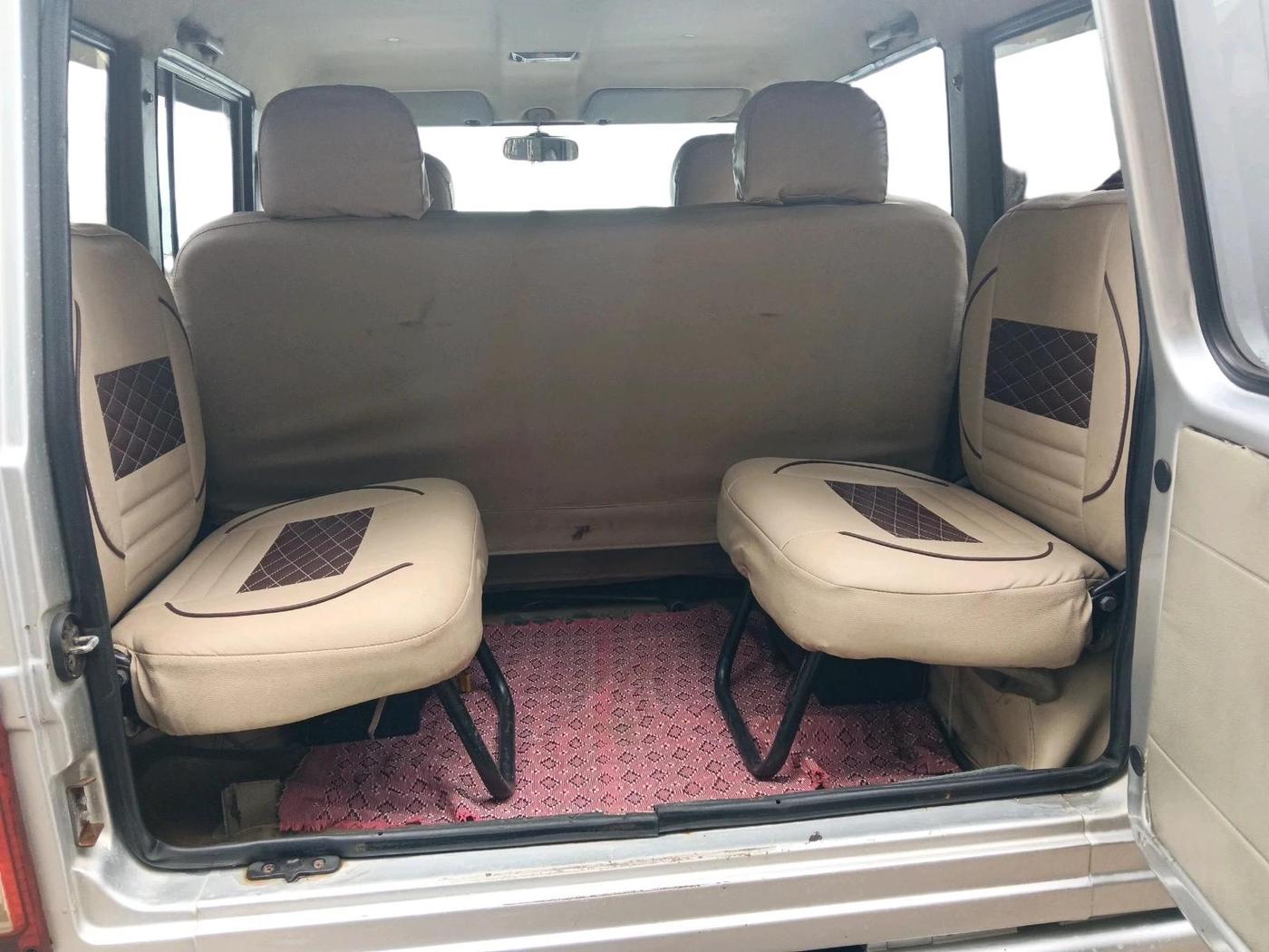 2016 Mahindra Bolero SLE BS IV, Diesel, Manual, 1,39,474 km, interior