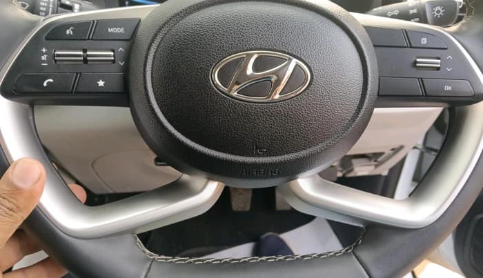 2024 Hyundai VENUE SX 1.2 PETROL, Petrol, Manual, 8,051 km, interior