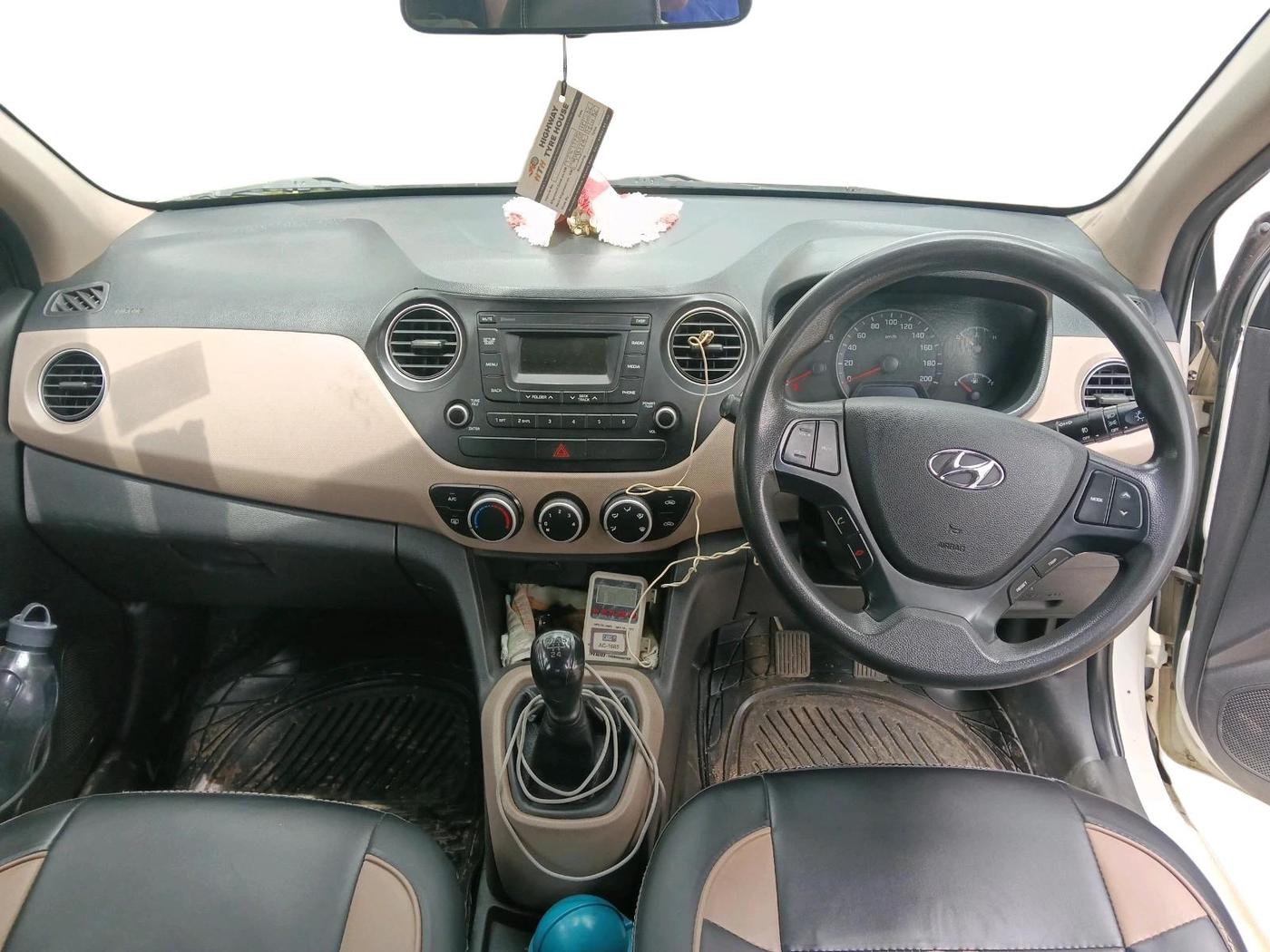 2018 Hyundai Xcent S 1.2 CRDI, Diesel, Manual, 1,90,359 km, interior