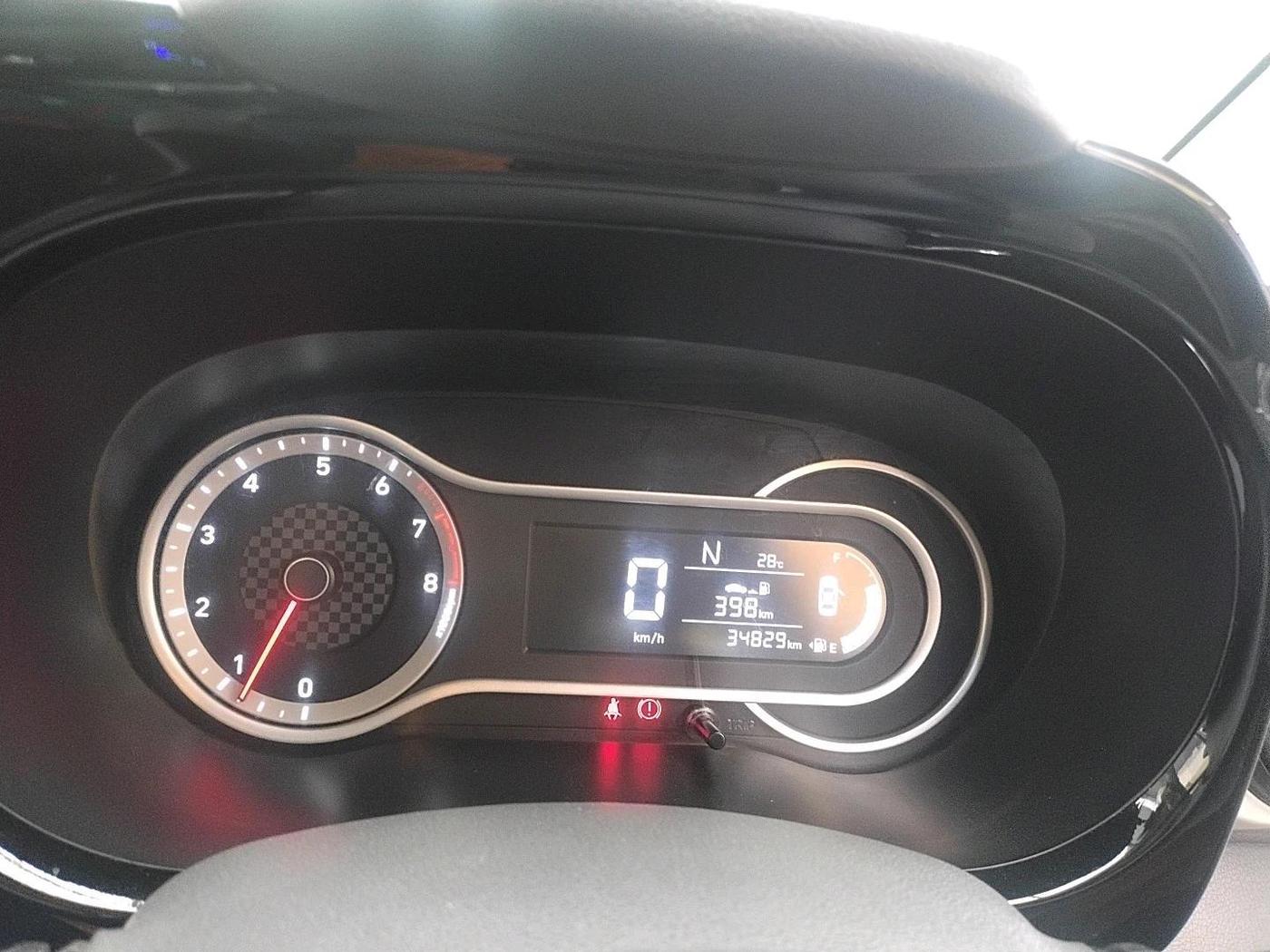 2021 Hyundai GRAND I10 NIOS SPORTZ AMT 1.2 KAPPA VTVT, Petrol, Automatic, 34,829 km, interior