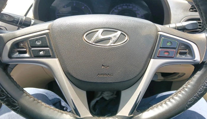 2013 Hyundai Verna FLUIDIC 1.6 CRDI SX, Diesel, Manual, 1,34,873 km, interior