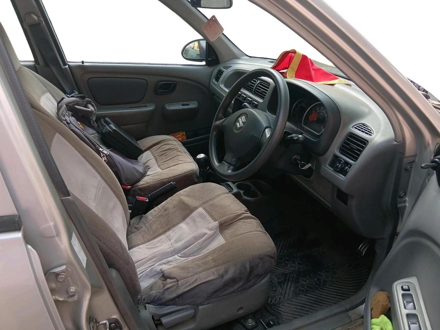 2011 Maruti Alto K10 VXI, CNG, Manual, 85,987 km, interior