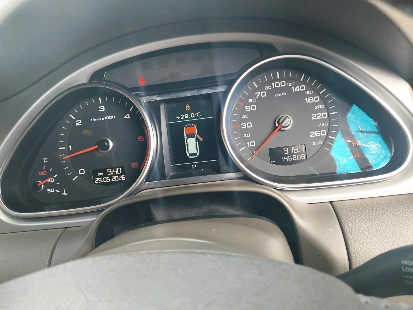 2014 Audi Q7 3.0 TDI PREMIUM PLUS, Diesel, Automatic, 1,47,000 km, interior