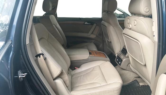 2014 Audi Q7 3.0 TDI PREMIUM PLUS, Diesel, Automatic, 1,46,888 km, interior