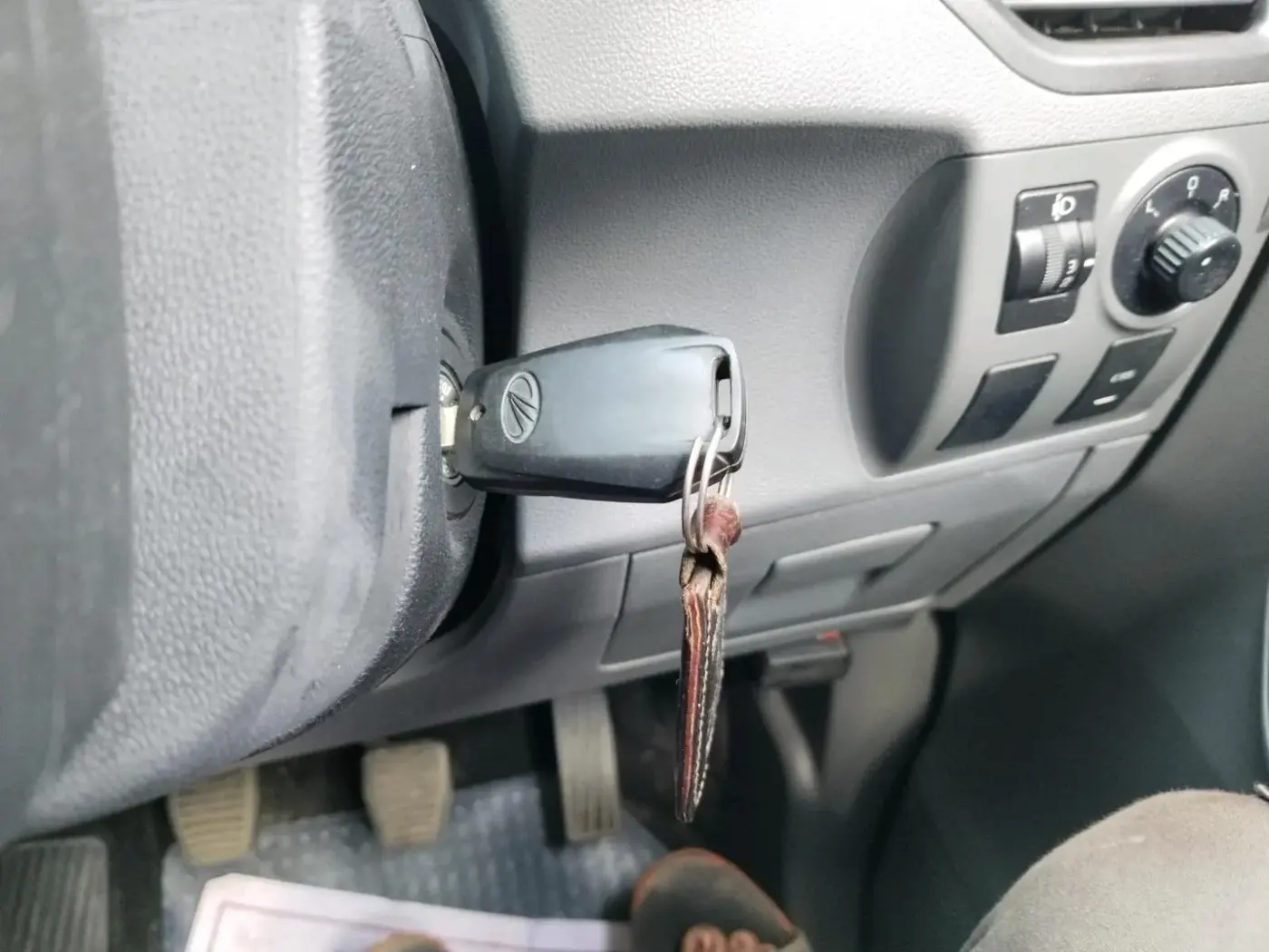 2018 Mahindra KUV 100 NXT K6+ P 6 STR, Petrol, Manual, 5,618 km, interior