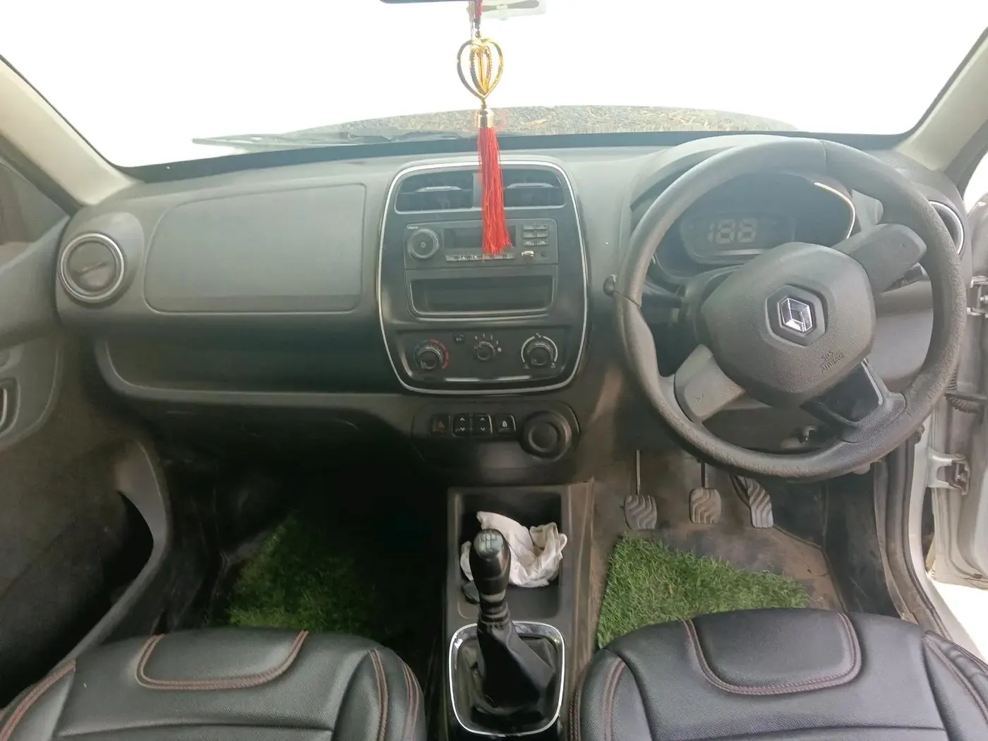 2019 Renault Kwid RXL, Petrol, Manual, 89,082 km, interior