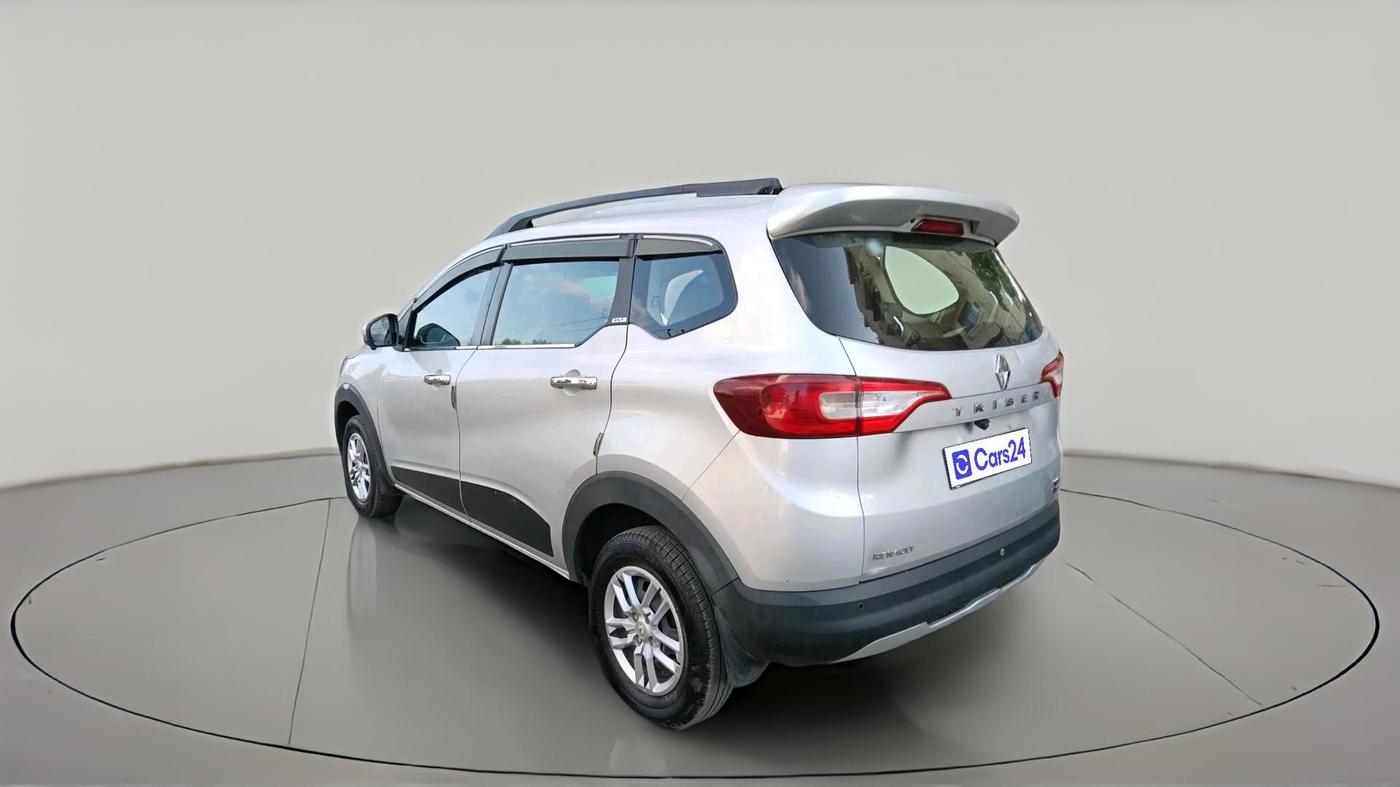 2020 Renault TRIBER RXT AMT, Petrol, Automatic, 88,645 km, exterior