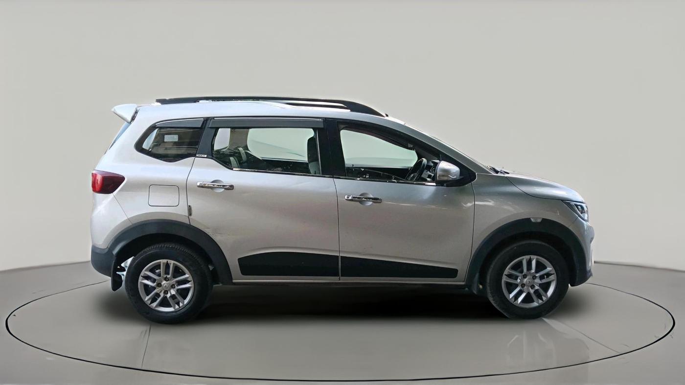 2020 Renault TRIBER RXT AMT, Petrol, Automatic, 88,645 km, exterior