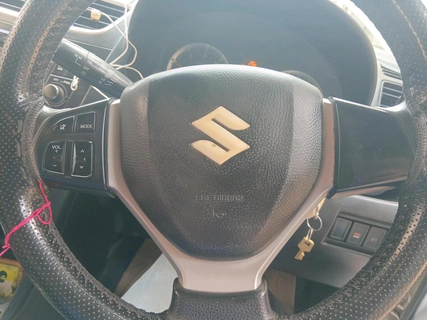 2012 Maruti Swift ZDI, Diesel, Manual, 1,23,370 km, interior