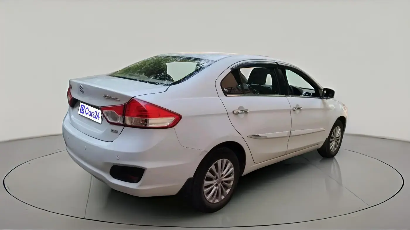 2015 Maruti Ciaz ZXI, Petrol, Manual, 1,04,337 km, exterior
