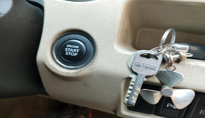2015 Maruti Ciaz ZXI, Petrol, Manual, 1,04,337 km, interior