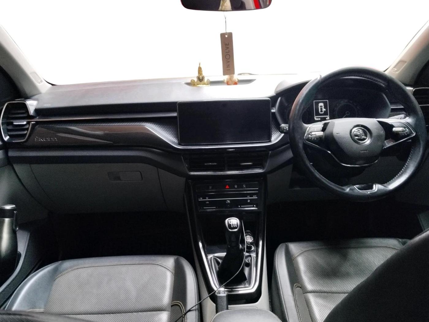 2021 Skoda KUSHAQ STYLE 1.0L TSI MT, Petrol, Manual, 1,20,614 km, interior