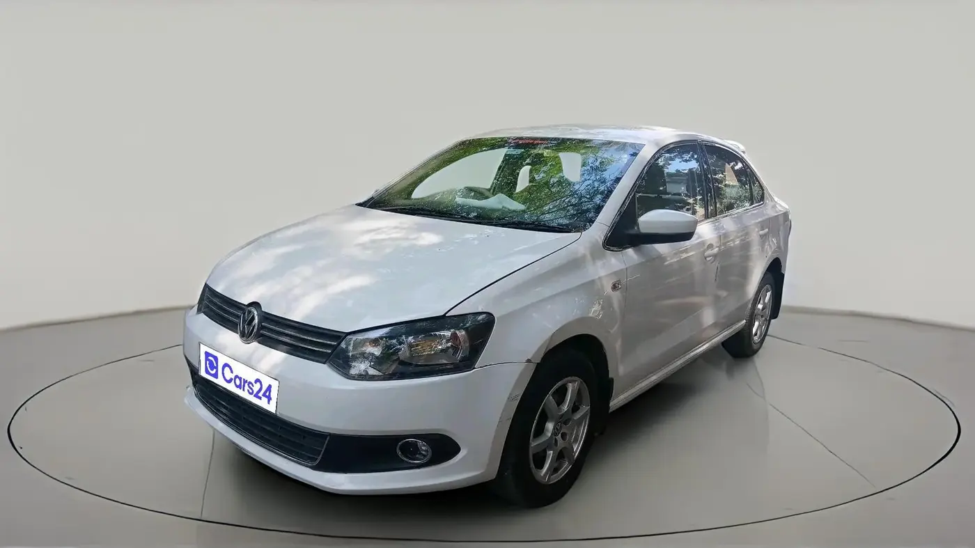 2013 Volkswagen Vento HIGHLINE DIESEL 1.6, Diesel, Manual, 72,050 km, exterior
