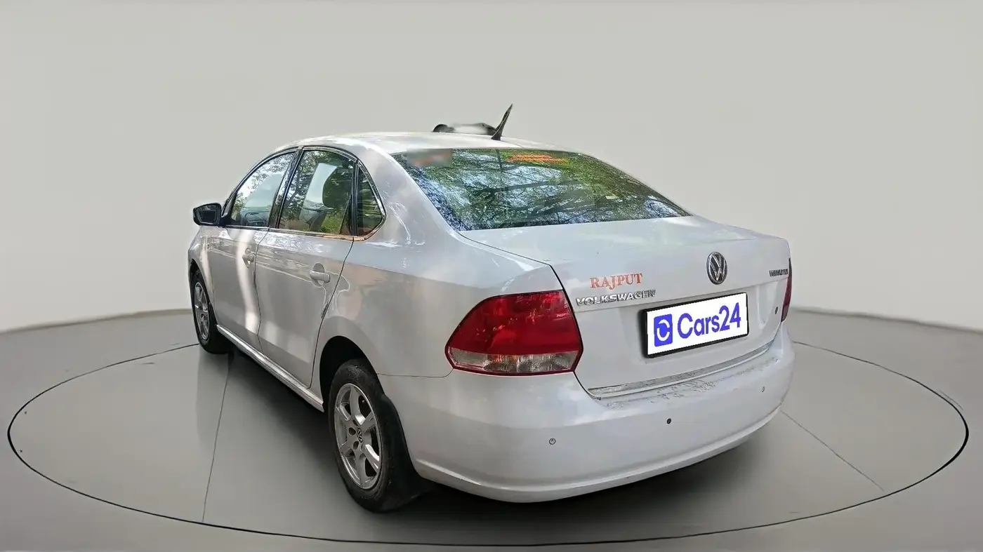 2013 Volkswagen Vento HIGHLINE DIESEL 1.6, Diesel, Manual, 72,050 km, exterior