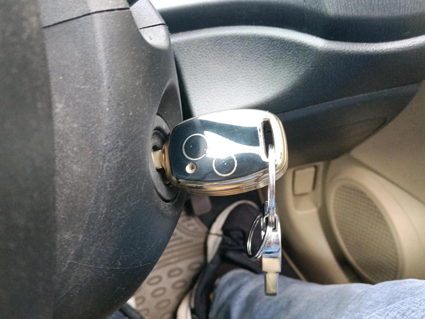 2014 Honda Amaze 1.2L I-VTEC S, Petrol, Manual, 1,01,817 km, interior