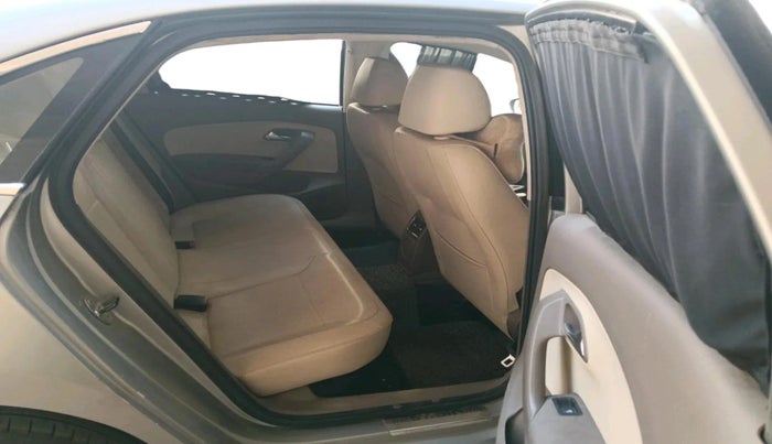 2016 Skoda Rapid 1.5 TDI CR STYLE PLUS AT, Diesel, Automatic, 1,16,753 km, interior