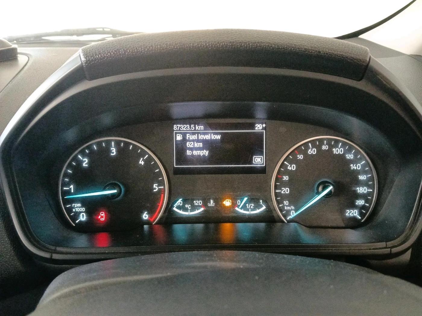 2018 Ford Ecosport TITANIUM 1.5L SPORTS(SUNROOF) DIESEL, Diesel, Manual, 87,323 km, interior