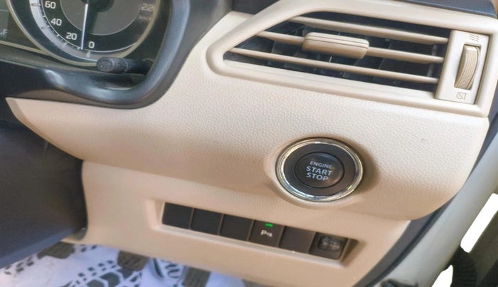 2018 Maruti Dzire ZXI, Petrol, Manual, 61,594 km, interior
