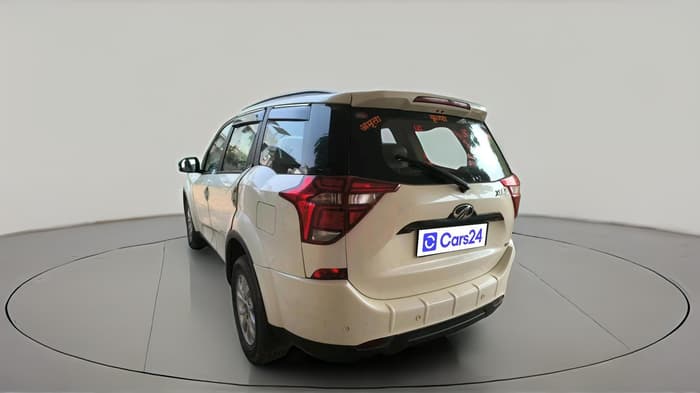 2021 Mahindra XUV500 W9, Diesel, Manual, 44,841 km, exterior