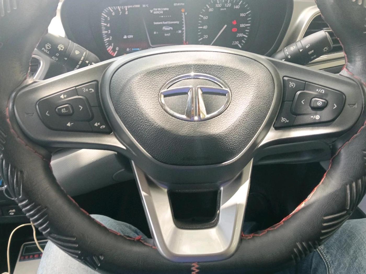 2020 Tata ALTROZ XZ PETROL, Petrol, Manual, 41,642 km, interior