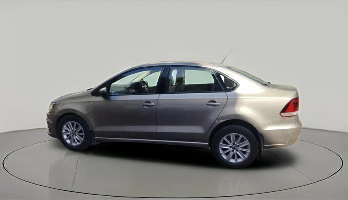 2016 Volkswagen Vento HIGHLINE 1.5 AT, Diesel, Automatic, 1,82,151 km, exterior