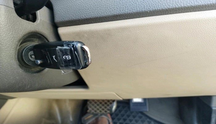 2016 Volkswagen Vento HIGHLINE 1.5 AT, Diesel, Automatic, 1,82,151 km, interior